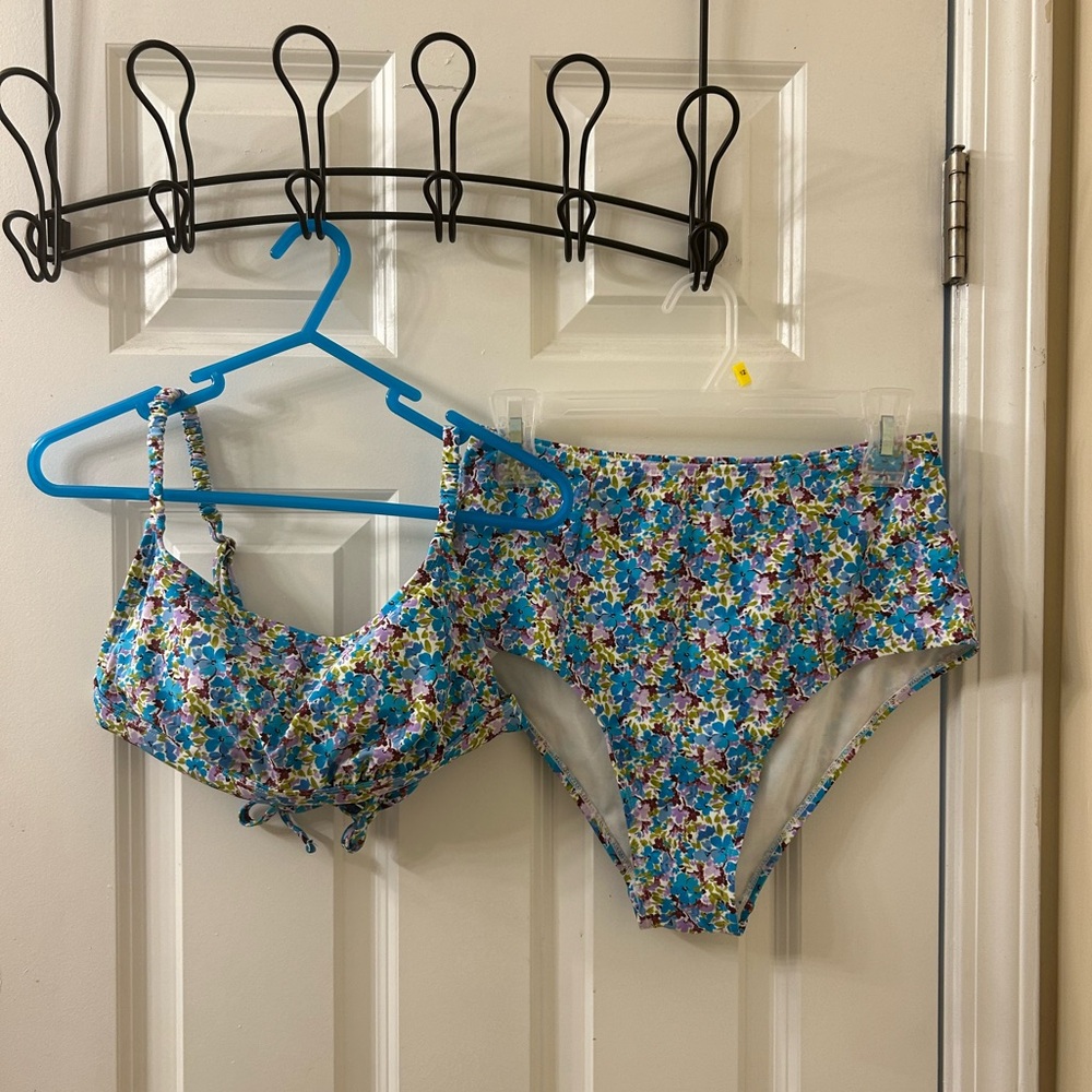 Floral high waisted swimsuit